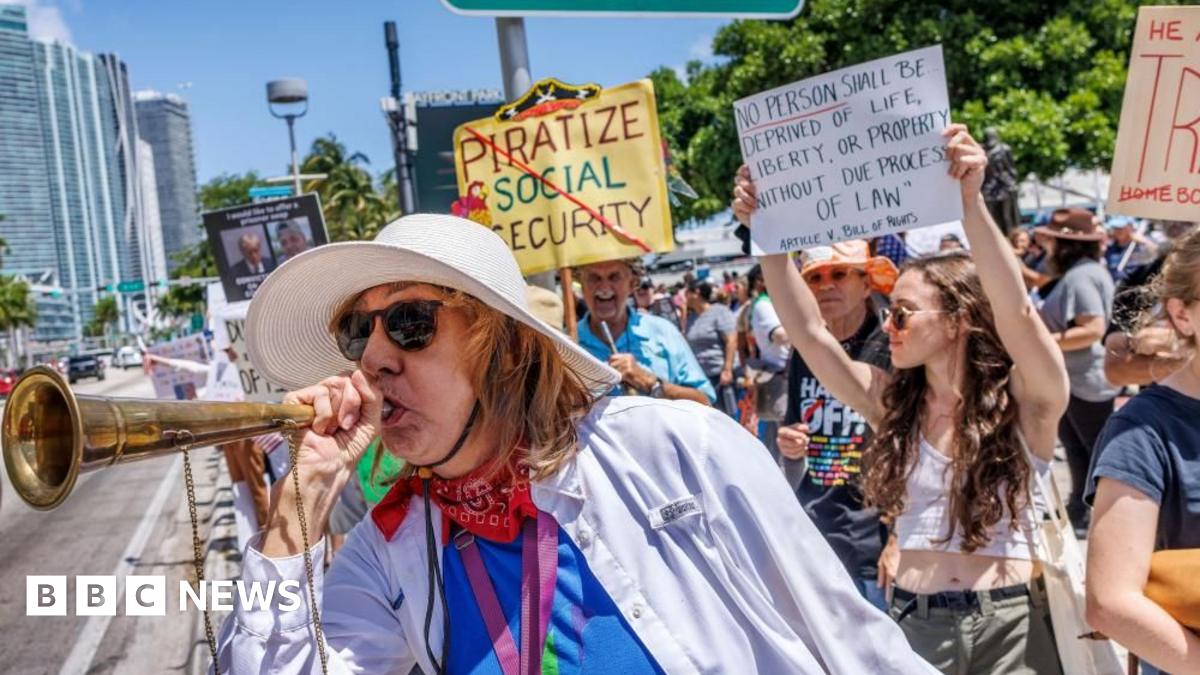 Coast To Coast: Widespread Demonstrations Against Trump Administration