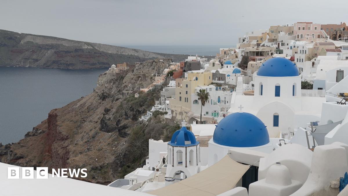 Santorini Volcano Under Scrutiny: Understanding Future Eruption Risks Santorini Volcano Under Scrutiny: Understanding Future Eruption Risks